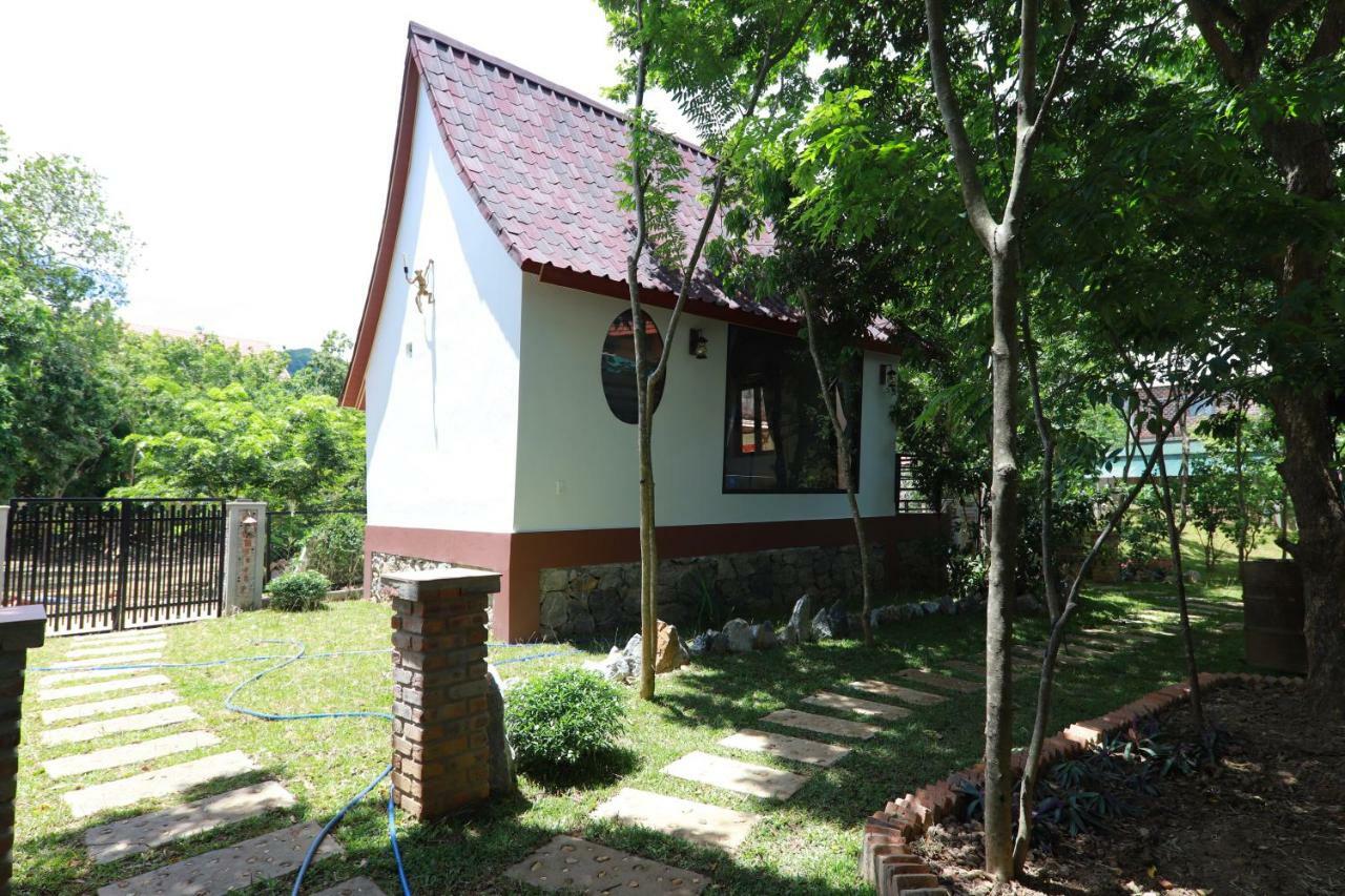 Tropical Valley Homestay - Villas Phong Nha Luaran gambar